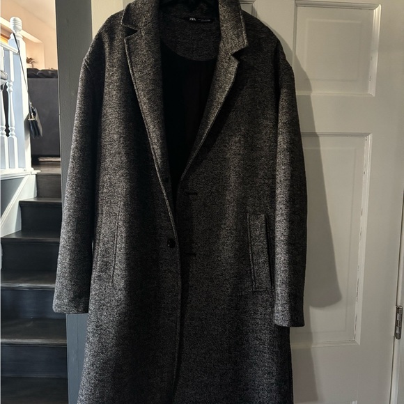 Zara Jackets & Blazers - Zara Black and Gray Herringbone Coat